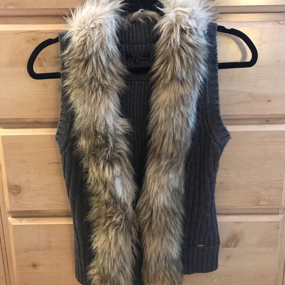 Faux fur trim sweater vest - GUESS